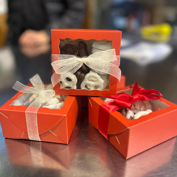 CAJA DE PRETZEL MIXTOS 100GR