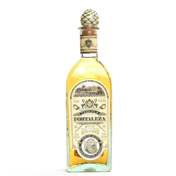 TEQUILA FORTALEZA AÑEJO 750 ML